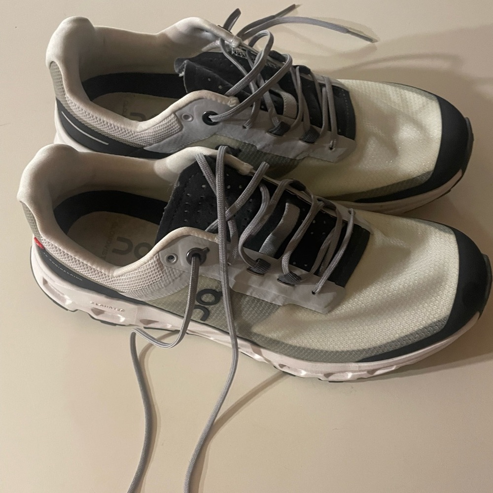 On Running Women’s Trail-Running Shoes